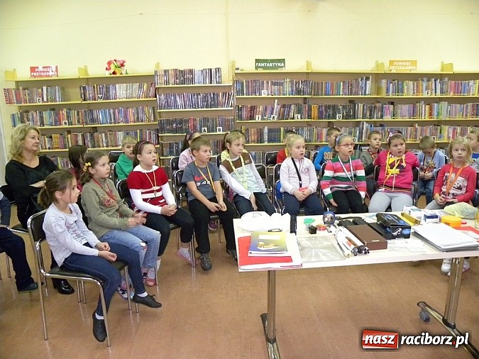 Zdjęcie w galerii na portalu naszraciborz.pl: Dzień Białej Laski wiadomości z regionu