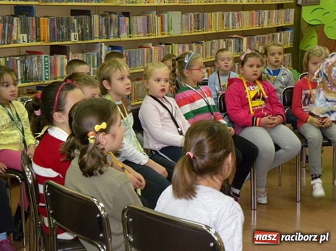 Zdjęcie w galerii na portalu naszraciborz.pl: Dzień Białej Laski wiadomości z regionu