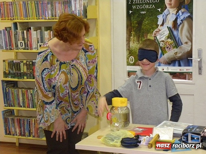 Zdjęcie w galerii na portalu naszraciborz.pl: Dzień Białej Laski wiadomości z regionu