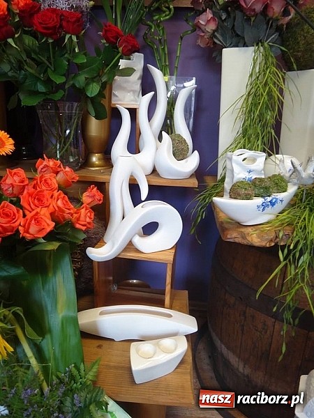 Zdjęcie w galerii na portalu naszraciborz.pl: Kwiaciarnia Lawender. Wiązanki robione z sercem wiadomości z regionu