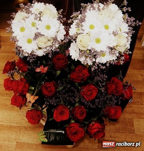 Zdjęcie w galerii na portalu naszraciborz.pl: Kwiaciarnia Lawender. Wiązanki robione z sercem wiadomości z regionu