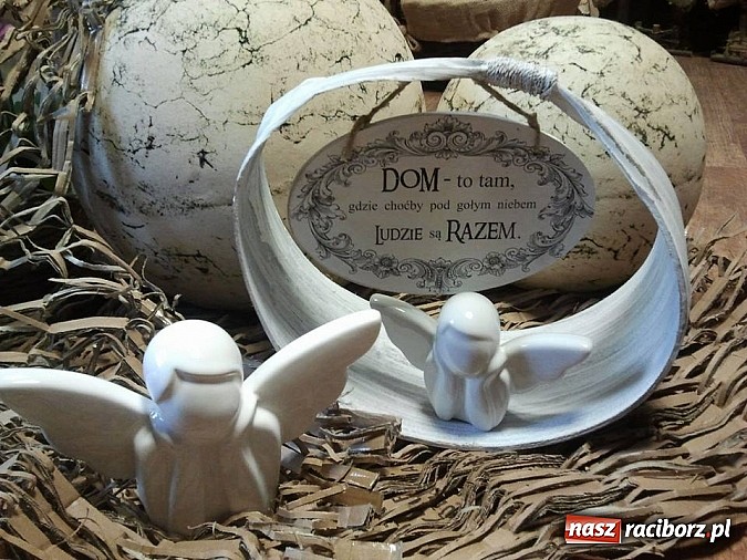 Zdjęcie w galerii na portalu naszraciborz.pl: Kwiaciarnia Lawender. Wiązanki robione z sercem wiadomości z regionu