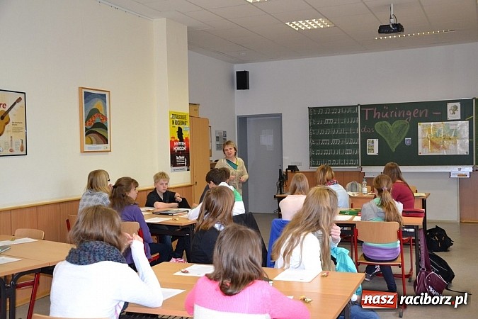 Zdjęcie w galerii na portalu naszraciborz.pl: Młodzi Niemcy odwiedzili swoich kolegów w Nędzy  wiadomości z regionu