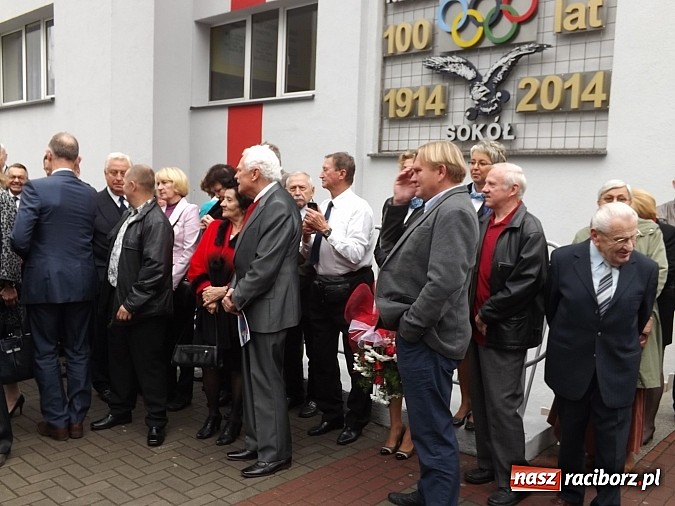 Zdjęcie w galerii na portalu naszraciborz.pl: 100-lecie Towarzystwa Gimnastycznego Sokół w Raciborzu wiadomości z regionu