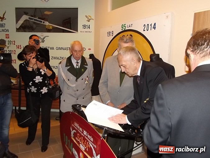 Zdjęcie w galerii na portalu naszraciborz.pl: 100-lecie Towarzystwa Gimnastycznego Sokół w Raciborzu wiadomości z regionu