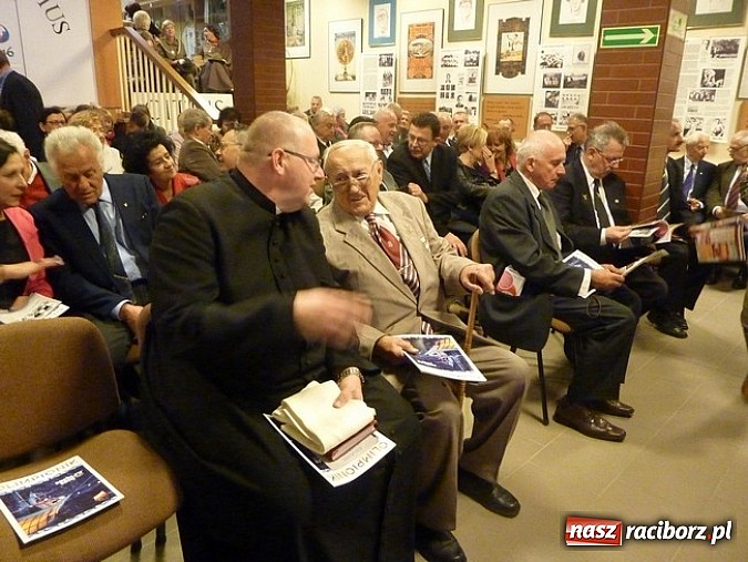 Zdjęcie w galerii na portalu naszraciborz.pl: 100-lecie Towarzystwa Gimnastycznego Sokół w Raciborzu wiadomości z regionu