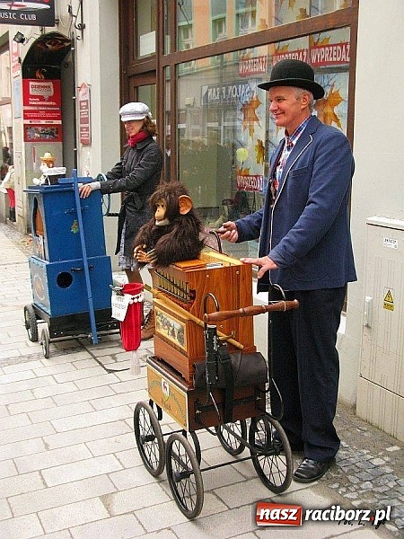 Zdjęcie w galerii na portalu naszraciborz.pl: Tak Rybnik ożywia swoje centrum wiadomości z regionu