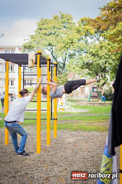 Zdjęcie w galerii na portalu naszraciborz.pl: Otwarcie parku do Street Workout wiadomości z regionu