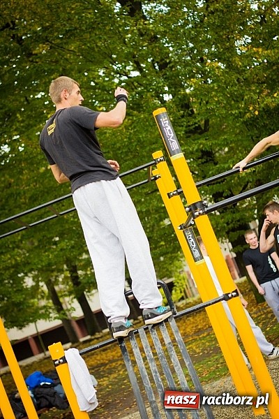 Zdjęcie w galerii na portalu naszraciborz.pl: Otwarcie parku do Street Workout wiadomości z regionu