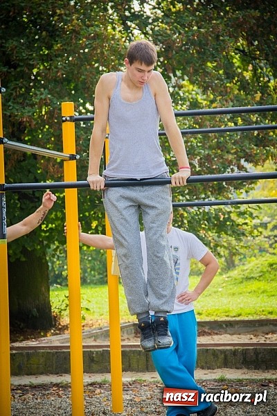 Zdjęcie w galerii na portalu naszraciborz.pl: Otwarcie parku do Street Workout wiadomości z regionu