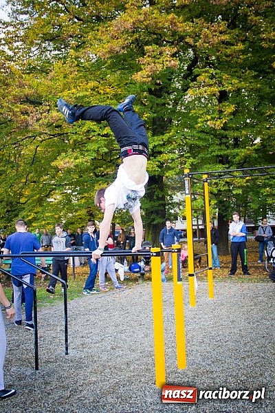 Zdjęcie w galerii na portalu naszraciborz.pl: Otwarcie parku do Street Workout wiadomości z regionu