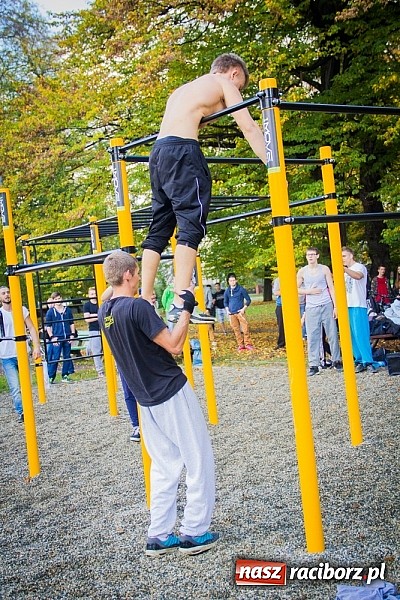 Zdjęcie w galerii na portalu naszraciborz.pl: Otwarcie parku do Street Workout wiadomości z regionu