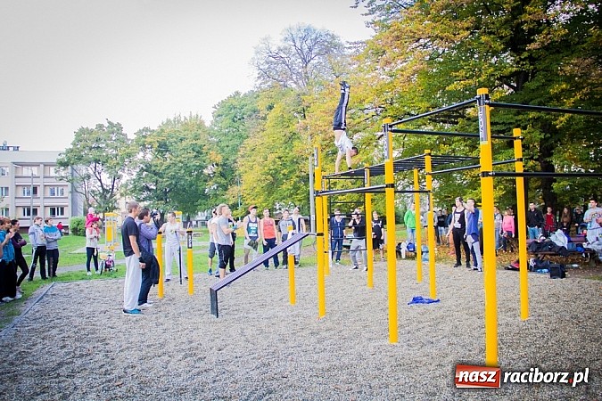 Zdjęcie w galerii na portalu naszraciborz.pl: Otwarcie parku do Street Workout wiadomości z regionu