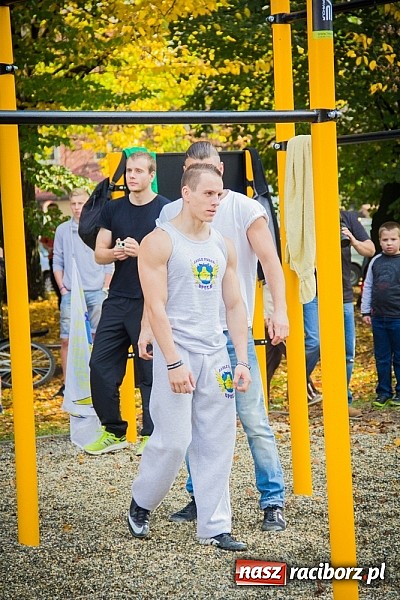 Zdjęcie w galerii na portalu naszraciborz.pl: Otwarcie parku do Street Workout wiadomości z regionu