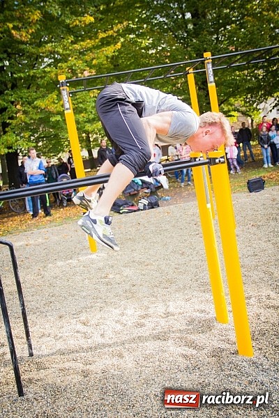 Zdjęcie w galerii na portalu naszraciborz.pl: Otwarcie parku do Street Workout wiadomości z regionu
