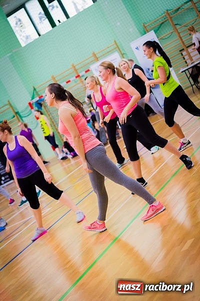 Zdjęcie w galerii na portalu naszraciborz.pl: Ponad sto pań na festiwalu fitness w Arenie Rafako wiadomości z regionu