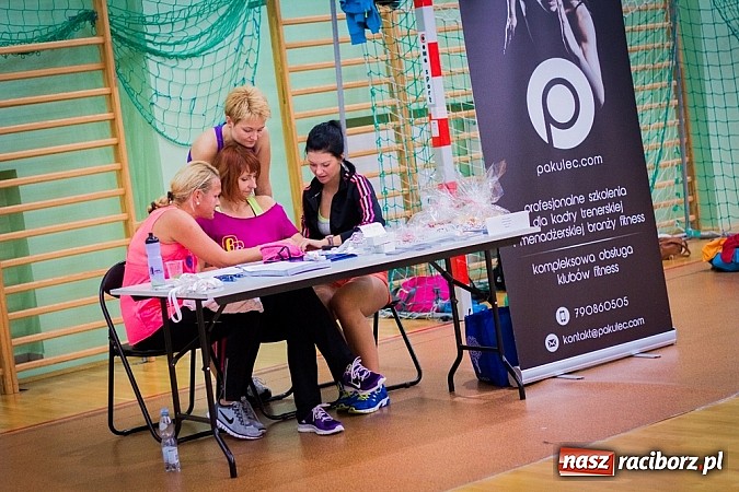 Zdjęcie w galerii na portalu naszraciborz.pl: Ponad sto pań na festiwalu fitness w Arenie Rafako wiadomości z regionu