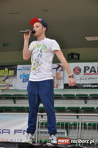 Zdjęcie w galerii na portalu naszraciborz.pl: Ponad sto pań na festiwalu fitness w Arenie Rafako wiadomości z regionu