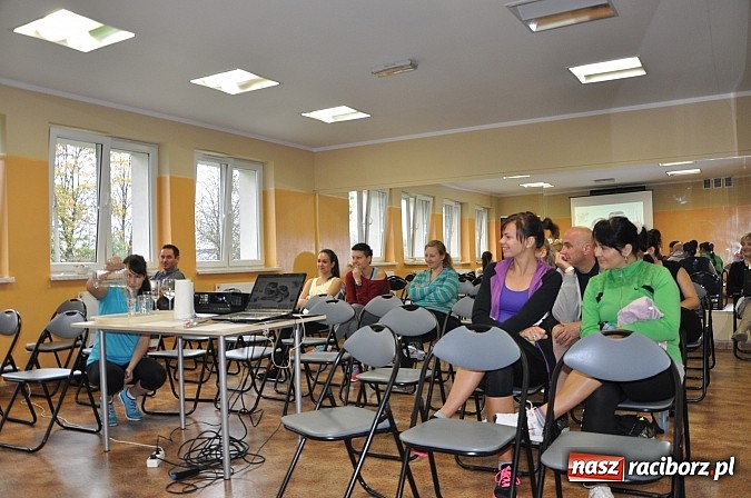 Zdjęcie w galerii na portalu naszraciborz.pl: Ponad sto pań na festiwalu fitness w Arenie Rafako wiadomości z regionu