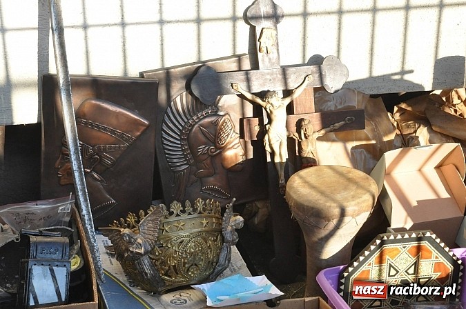 Zdjęcie w galerii na portalu naszraciborz.pl: Lamus reaktywacja - giełda staroci w Raciborzu wiadomości z regionu