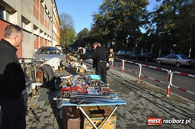 Zdjęcie w galerii na portalu naszraciborz.pl: Lamus reaktywacja - giełda staroci w Raciborzu wiadomości z regionu