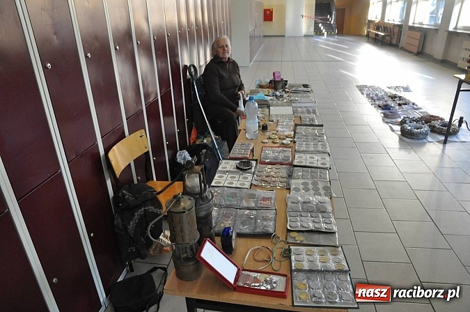 Zdjęcie w galerii na portalu naszraciborz.pl: Lamus reaktywacja - giełda staroci w Raciborzu wiadomości z regionu