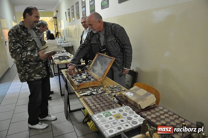 Zdjęcie w galerii na portalu naszraciborz.pl: Lamus reaktywacja - giełda staroci w Raciborzu wiadomości z regionu