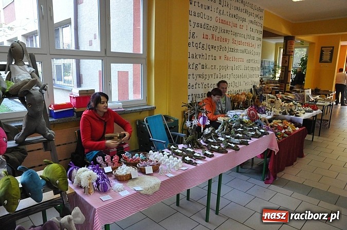 Zdjęcie w galerii na portalu naszraciborz.pl: Lamus reaktywacja - giełda staroci w Raciborzu wiadomości z regionu