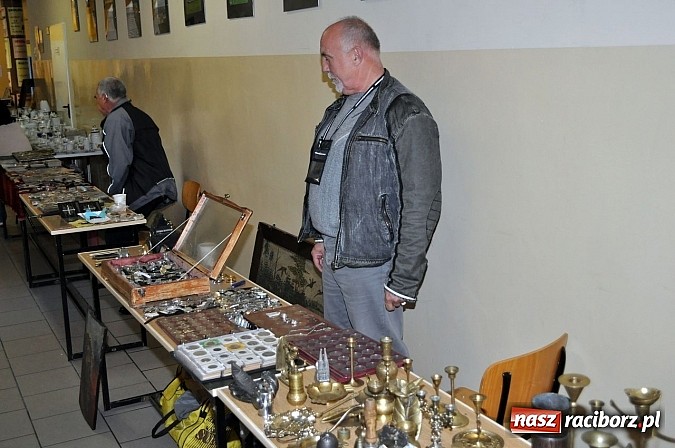 Zdjęcie w galerii na portalu naszraciborz.pl: Lamus reaktywacja - giełda staroci w Raciborzu wiadomości z regionu