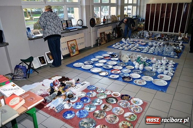 Zdjęcie w galerii na portalu naszraciborz.pl: Lamus reaktywacja - giełda staroci w Raciborzu wiadomości z regionu