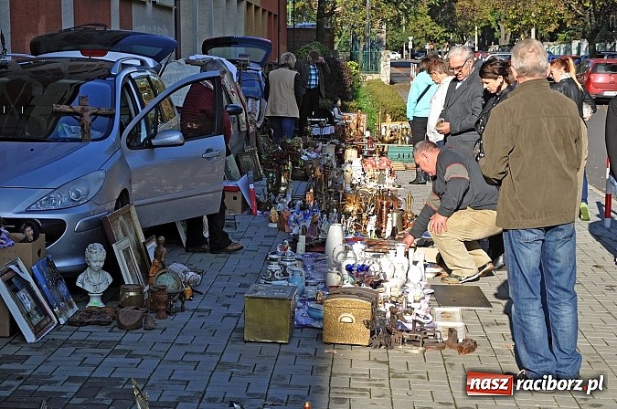 Zdjęcie w galerii na portalu naszraciborz.pl: Lamus reaktywacja - giełda staroci w Raciborzu wiadomości z regionu