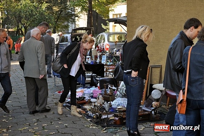 Zdjęcie w galerii na portalu naszraciborz.pl: Lamus reaktywacja - giełda staroci w Raciborzu wiadomości z regionu