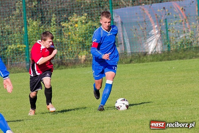 Zdjęcie w galerii na portalu naszraciborz.pl: Komplet punktów pojechał do Kokoszyc. Honorowe trafienie to za mało wiadomości z regionu