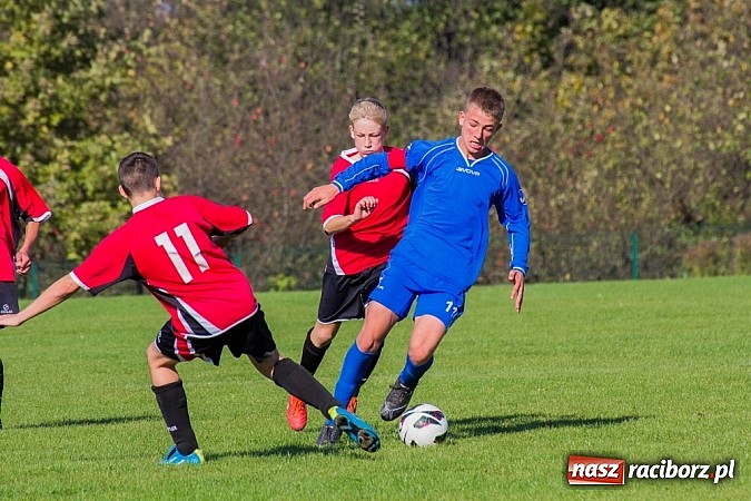 Zdjęcie w galerii na portalu naszraciborz.pl: Komplet punktów pojechał do Kokoszyc. Honorowe trafienie to za mało wiadomości z regionu