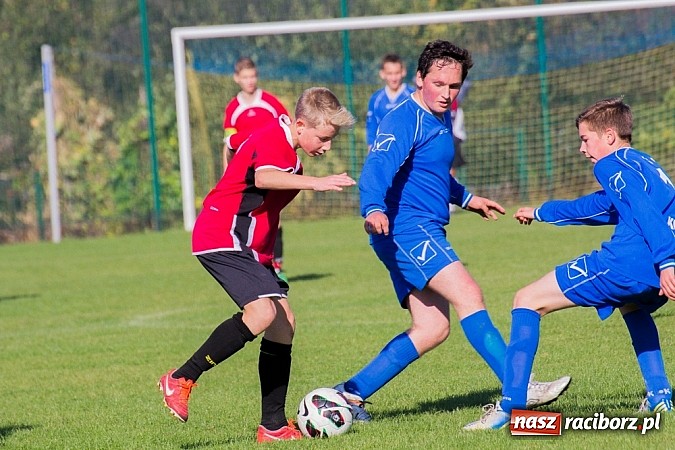 Zdjęcie w galerii na portalu naszraciborz.pl: Komplet punktów pojechał do Kokoszyc. Honorowe trafienie to za mało wiadomości z regionu