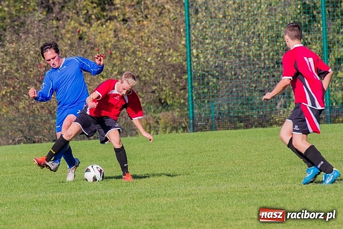 Zdjęcie w galerii na portalu naszraciborz.pl: Komplet punktów pojechał do Kokoszyc. Honorowe trafienie to za mało wiadomości z regionu