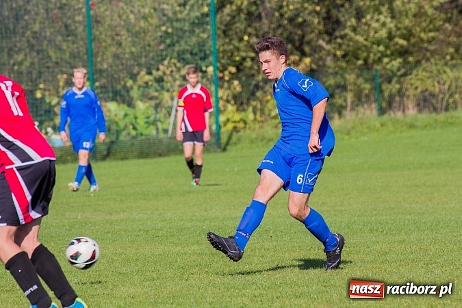 Zdjęcie w galerii na portalu naszraciborz.pl: Komplet punktów pojechał do Kokoszyc. Honorowe trafienie to za mało wiadomości z regionu