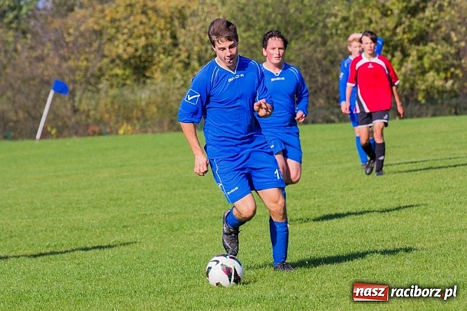 Zdjęcie w galerii na portalu naszraciborz.pl: Komplet punktów pojechał do Kokoszyc. Honorowe trafienie to za mało wiadomości z regionu