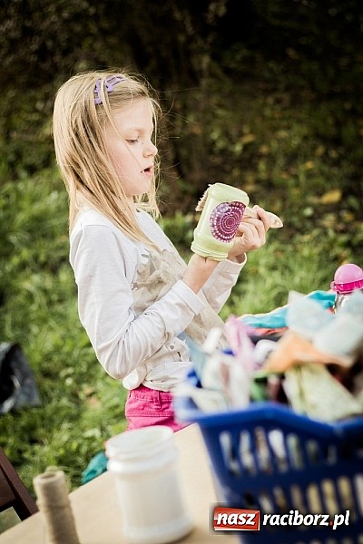 Zdjęcie w galerii na portalu naszraciborz.pl: Piknik artystyczny Światło na Park wiadomości z regionu