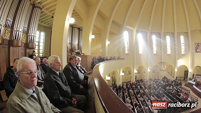 Zdjęcie w galerii na portalu naszraciborz.pl: Organy w kościele NSPJ znów pięknie brzmią wiadomości z regionu