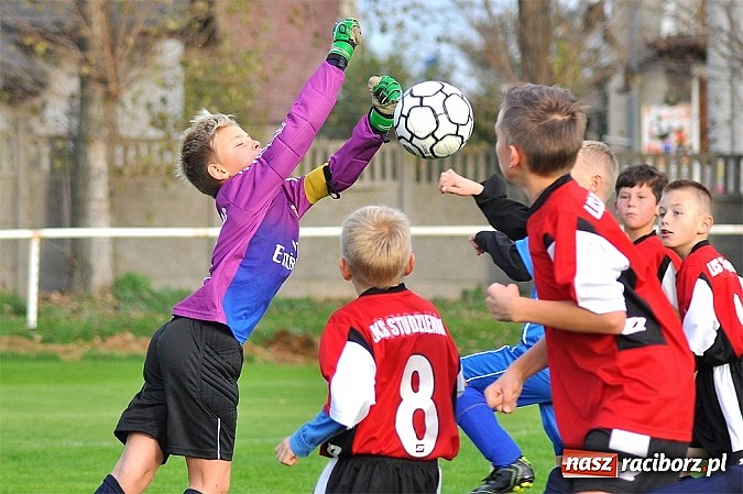 Zdjęcie w galerii na portalu naszraciborz.pl: Młodzi piłkarze Startu z kompletem punkt&oacute;w wiadomości z regionu