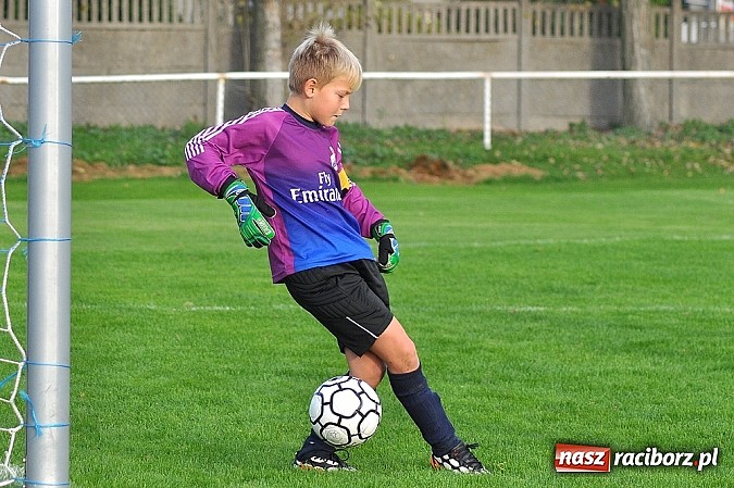 Zdjęcie w galerii na portalu naszraciborz.pl: Młodzi piłkarze Startu z kompletem punkt&oacute;w wiadomości z regionu