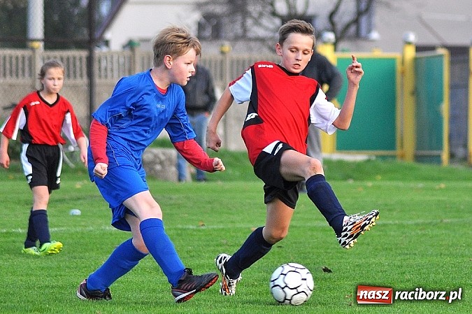 Zdjęcie w galerii na portalu naszraciborz.pl: Młodzi piłkarze Startu z kompletem punkt&oacute;w wiadomości z regionu