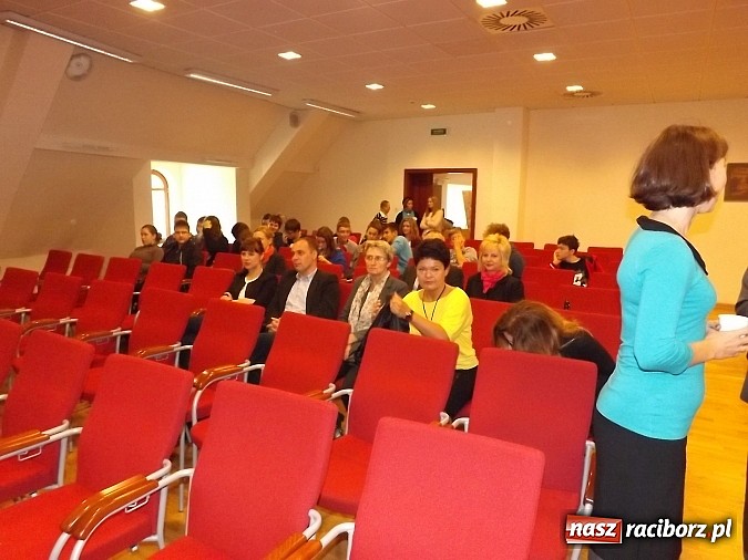 Zdjęcie w galerii na portalu naszraciborz.pl: Na zamku trwają VII Raciborskie Dni Nauki i Techniki  wiadomości z regionu