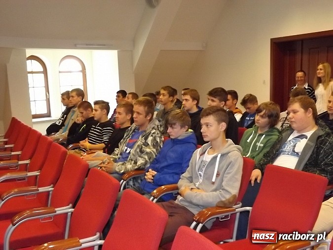 Zdjęcie w galerii na portalu naszraciborz.pl: Na zamku trwają VII Raciborskie Dni Nauki i Techniki  wiadomości z regionu