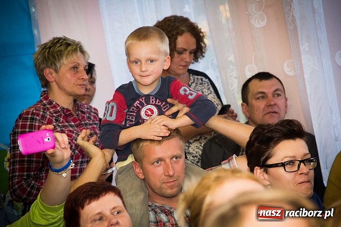 Zdjęcie w galerii na portalu naszraciborz.pl: Pasowanie na starszaka w Przedszkolu nr 11 wiadomości z regionu