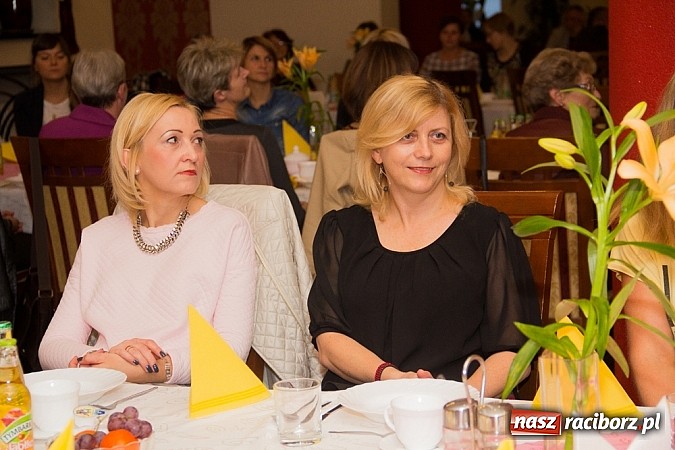 Zdjęcie w galerii na portalu naszraciborz.pl: Nauczyciele świętowali w Raciborskiej wiadomości z regionu