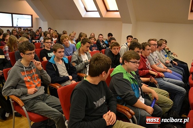 Zdjęcie w galerii na portalu naszraciborz.pl: O współczesnej nauce w średniowiecznych murach wiadomości z regionu