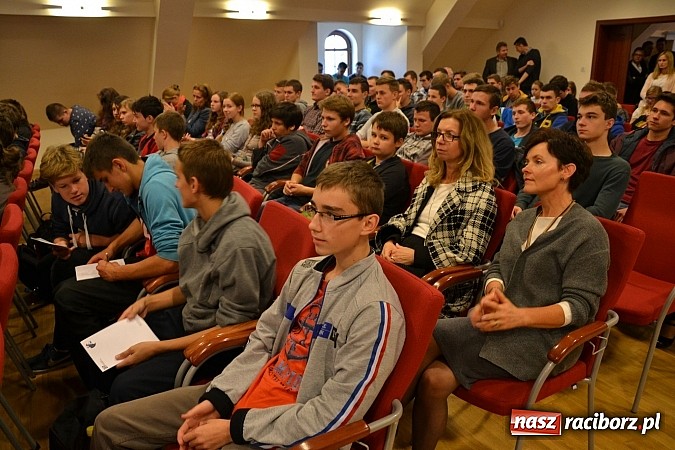 Zdjęcie w galerii na portalu naszraciborz.pl: O współczesnej nauce w średniowiecznych murach wiadomości z regionu