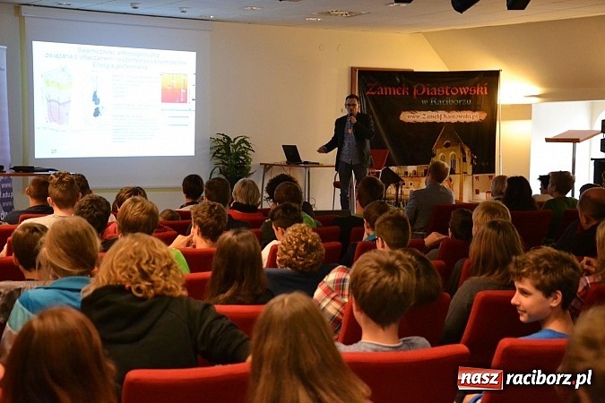 Zdjęcie w galerii na portalu naszraciborz.pl: O współczesnej nauce w średniowiecznych murach wiadomości z regionu